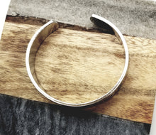 Load image into Gallery viewer, Gypsy Heart Cuff