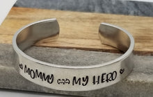 Load image into Gallery viewer, Mommy - My Hero Cuff