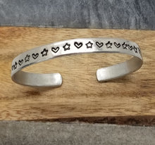 Load image into Gallery viewer, Heart & Stars Cuff