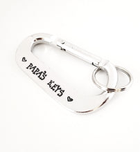 Load image into Gallery viewer, Carabiner - Papa&#39;s Keys (Hearts)
