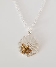 Load image into Gallery viewer, Sterling Daisy &amp; Honey Bee Necklace
